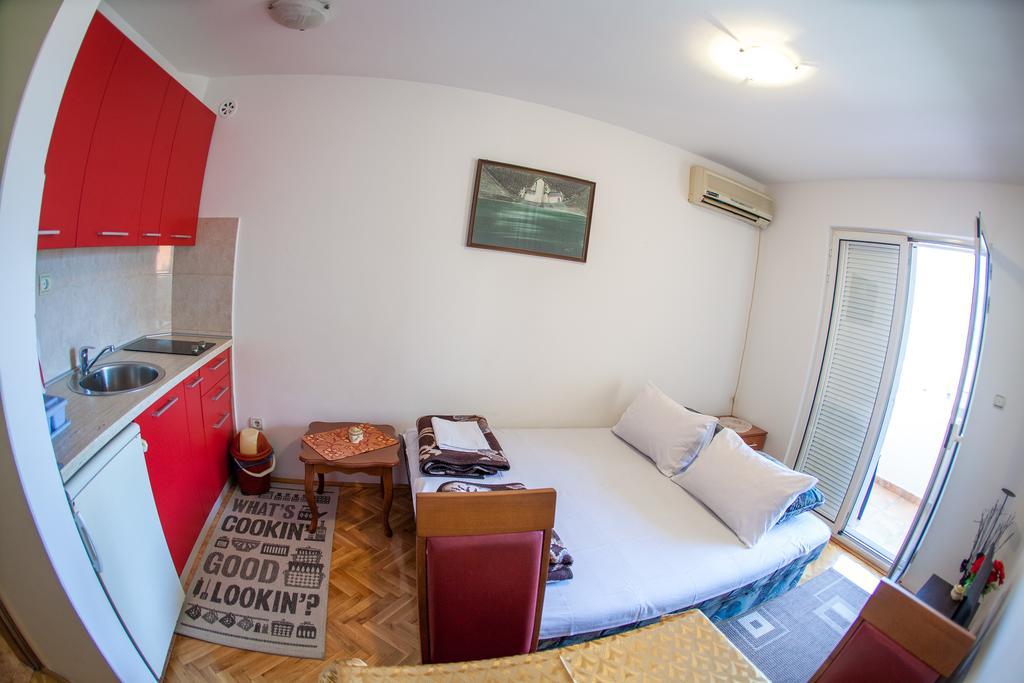 City Apartments Gosposhtina Budva Buitenkant foto