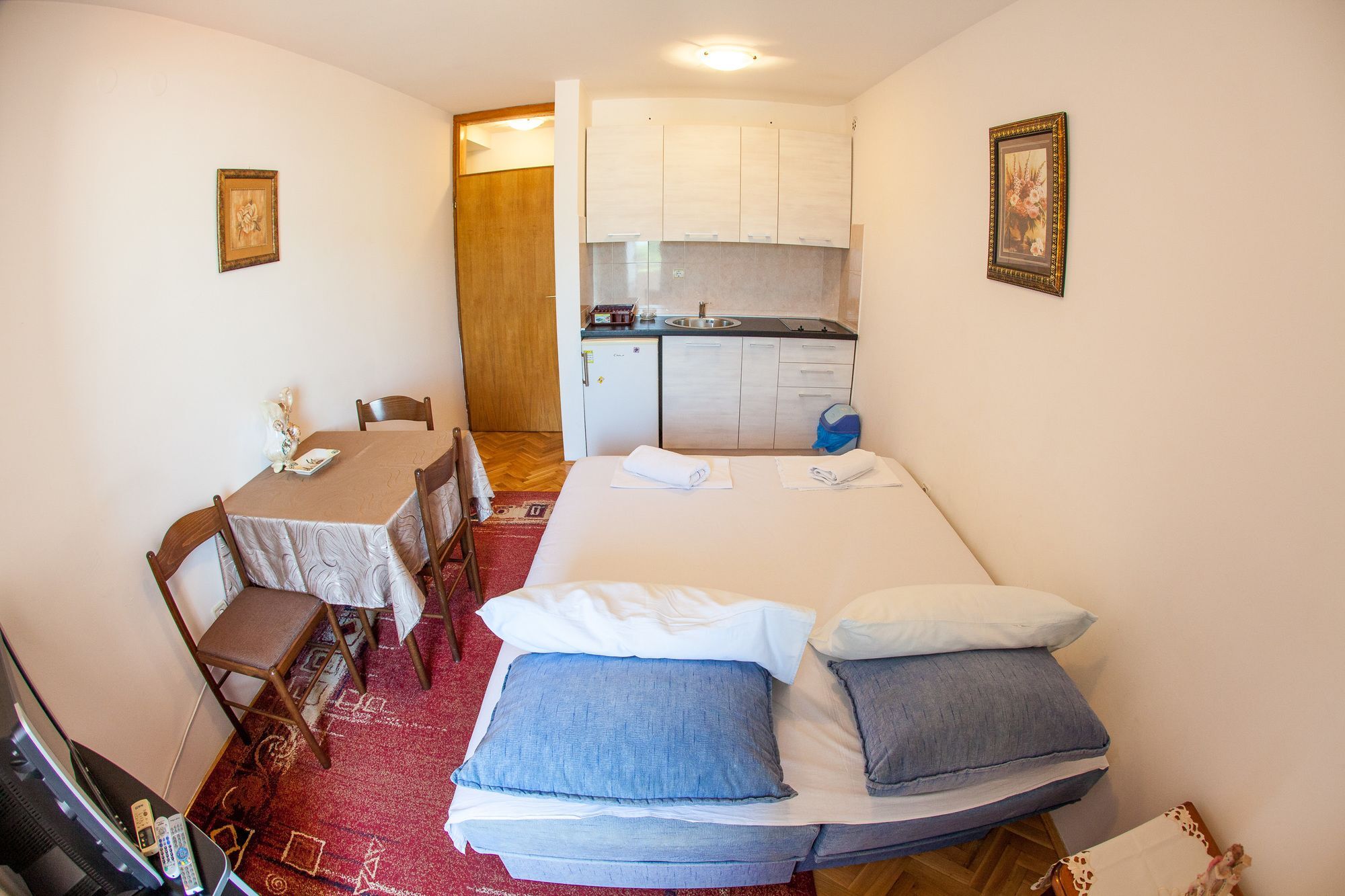 City Apartments Gosposhtina Budva Buitenkant foto