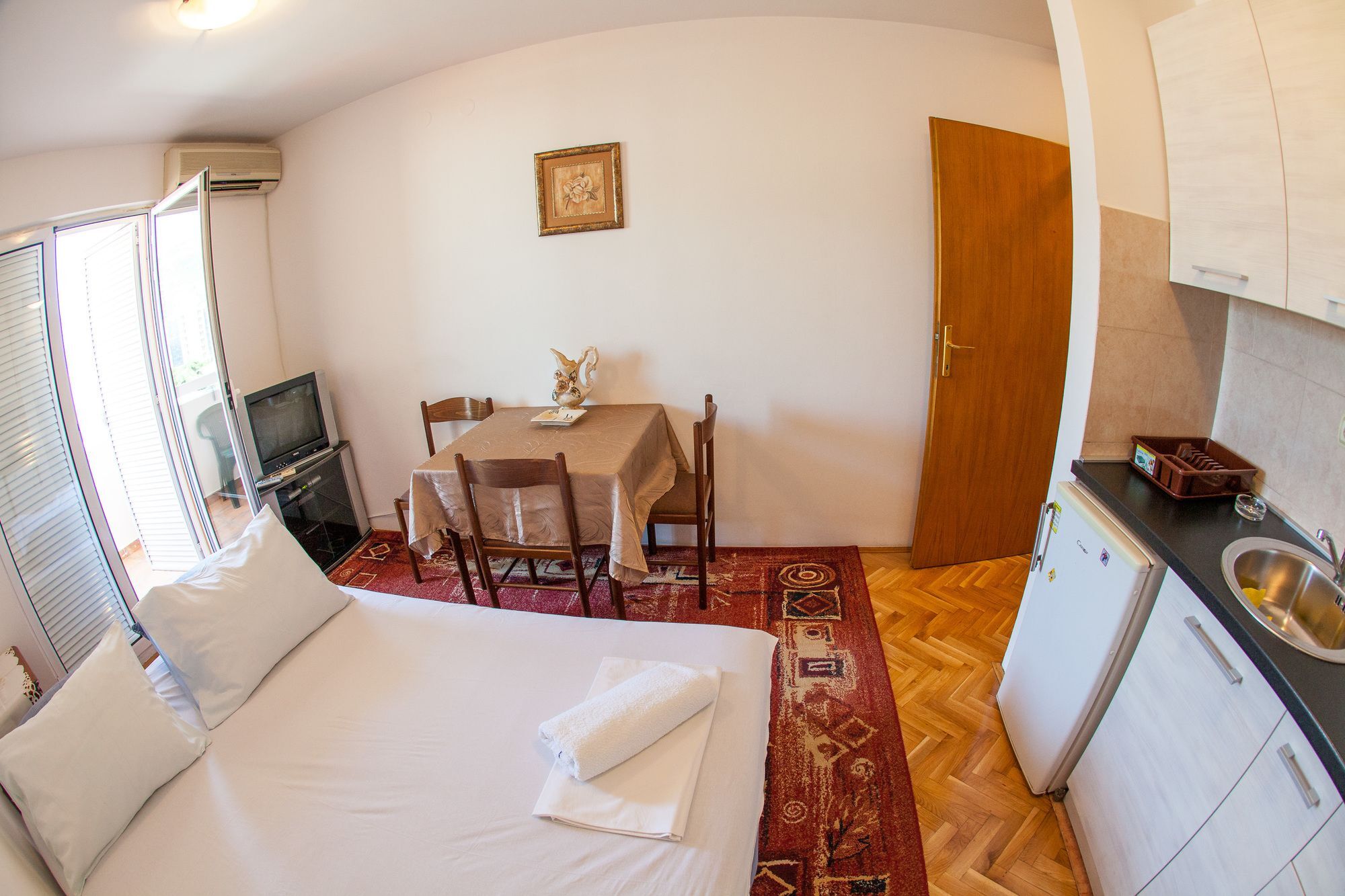 City Apartments Gosposhtina Budva Buitenkant foto