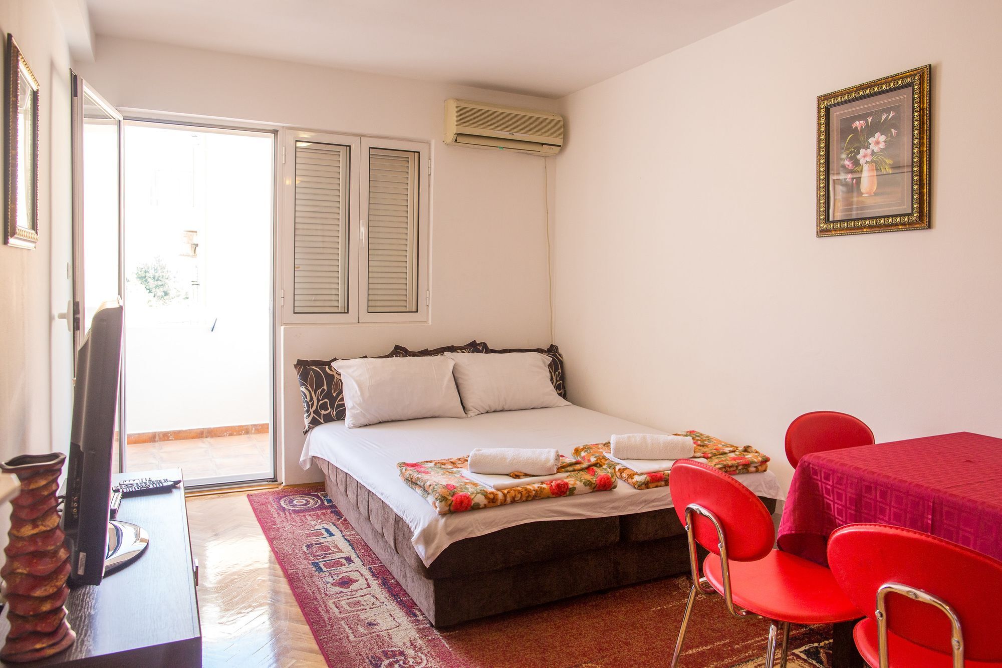 City Apartments Gosposhtina Budva Buitenkant foto